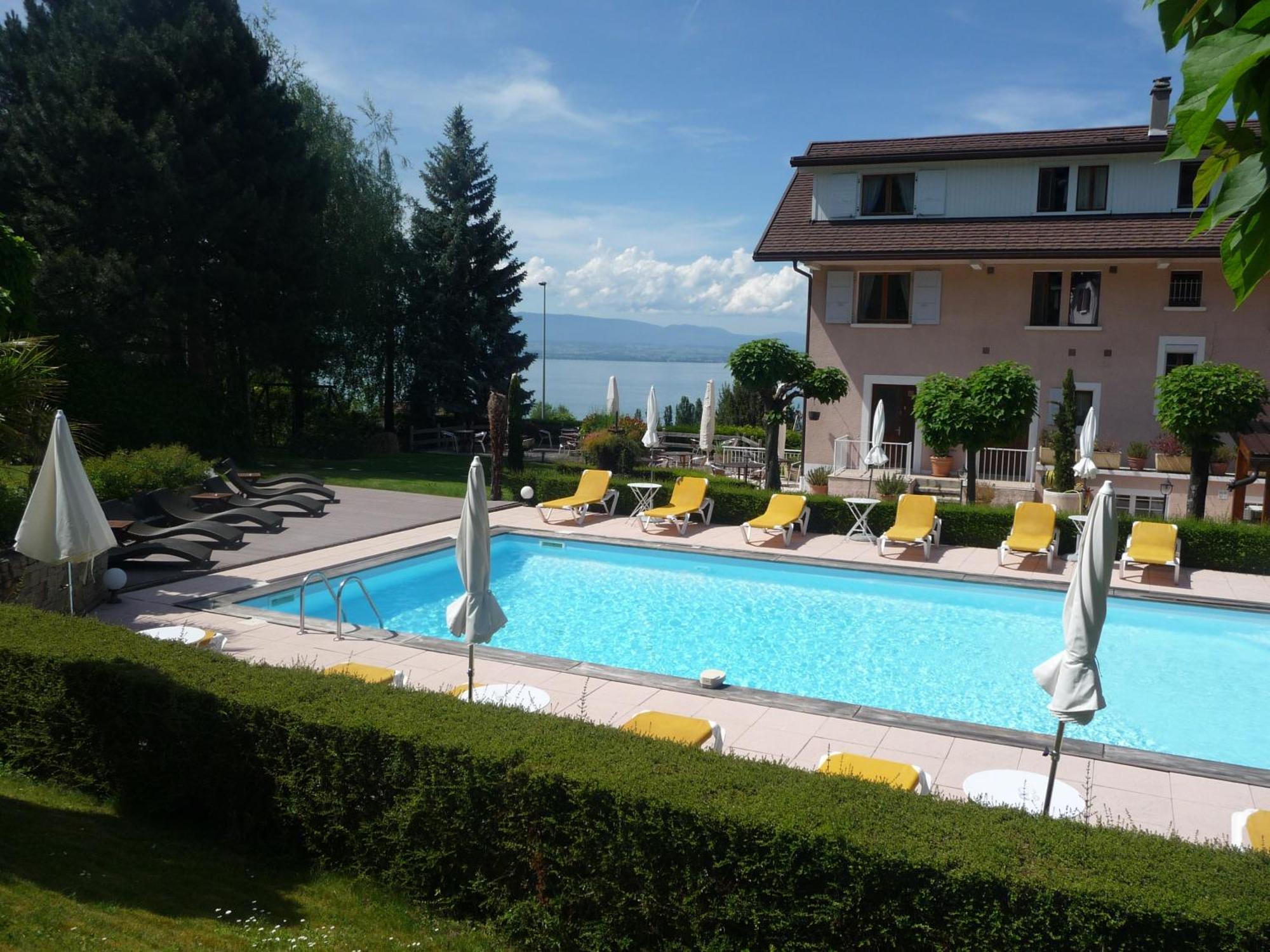 L'Oasis Hotel Évian-les-Bains Buitenkant foto