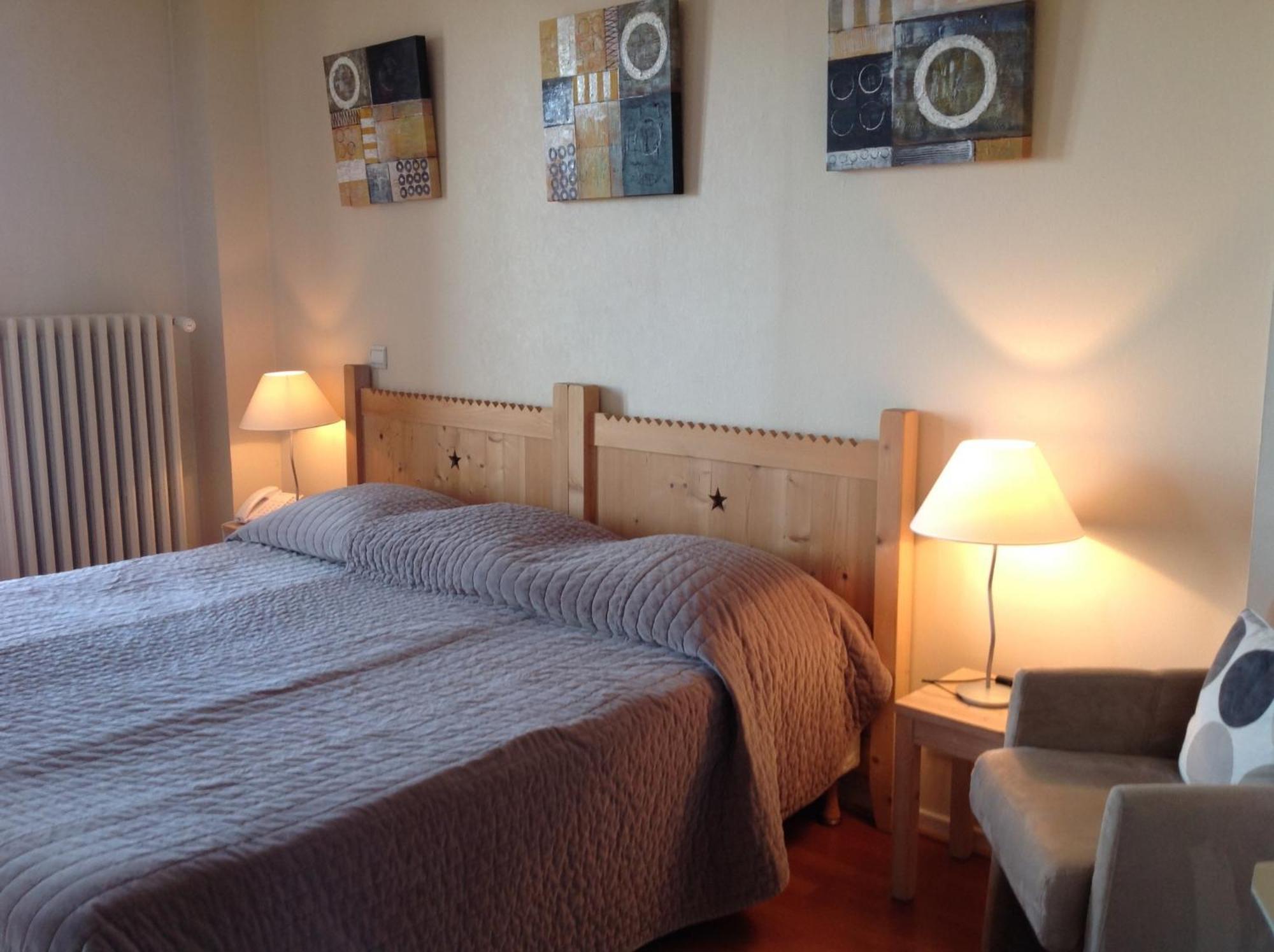 L'Oasis Hotel Évian-les-Bains Kamer foto