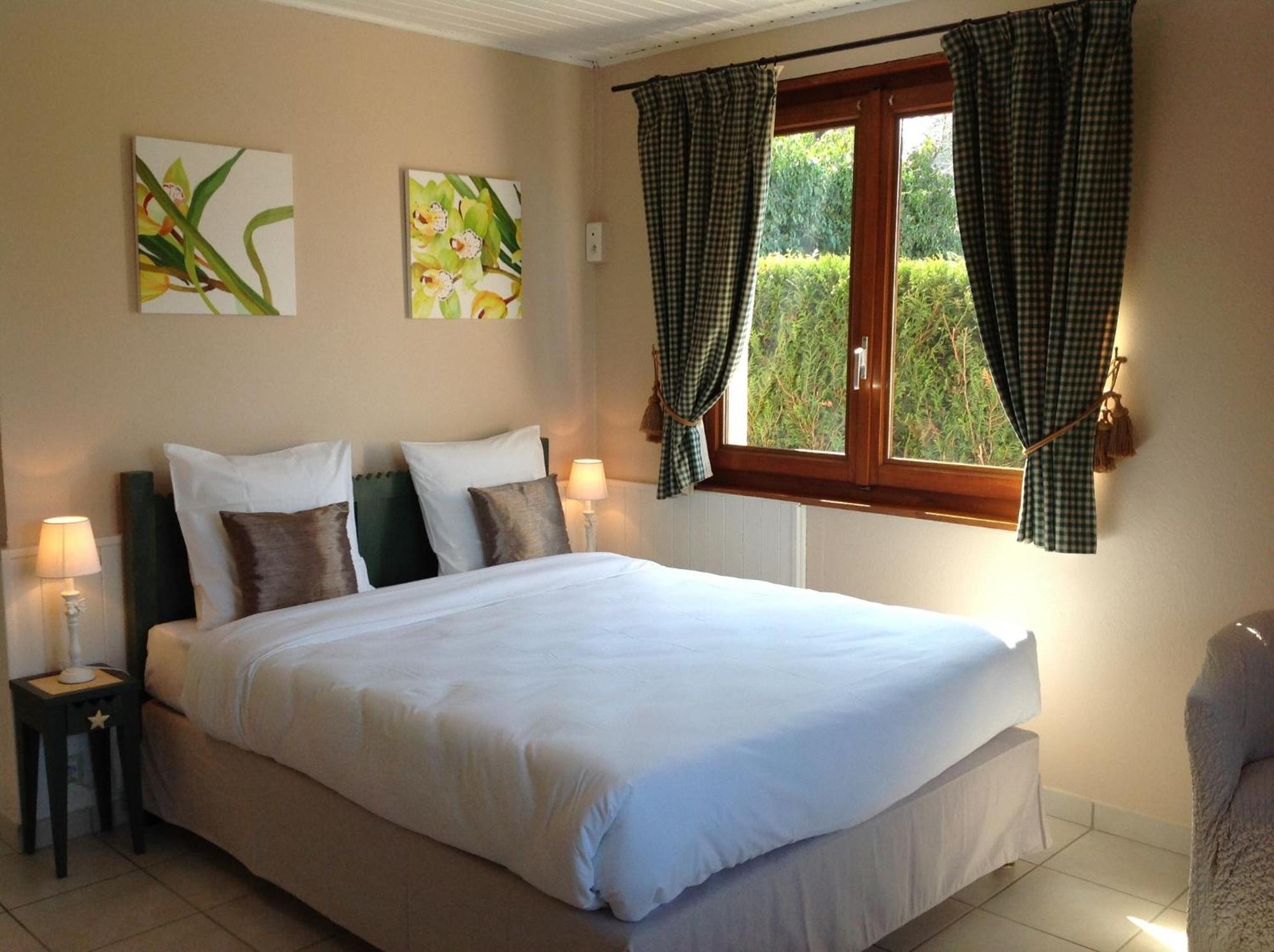 L'Oasis Hotel Évian-les-Bains Kamer foto
