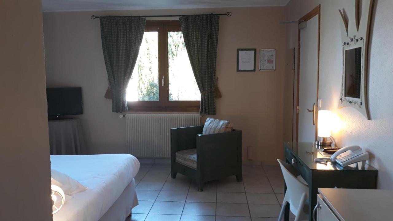 L'Oasis Hotel Évian-les-Bains Buitenkant foto